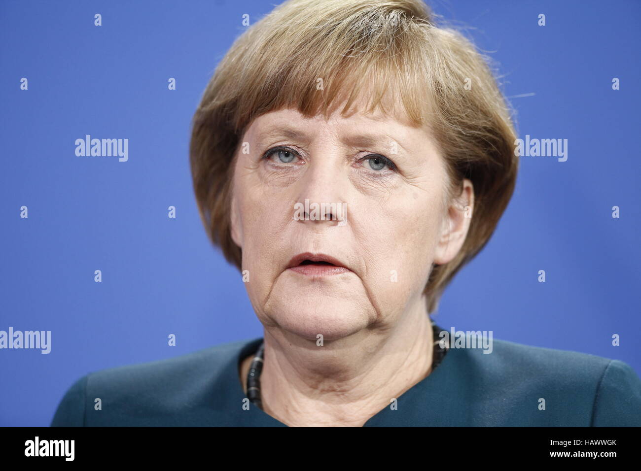 Il Cancelliere Merkel e PM Al-Thani del Qatar Foto Stock