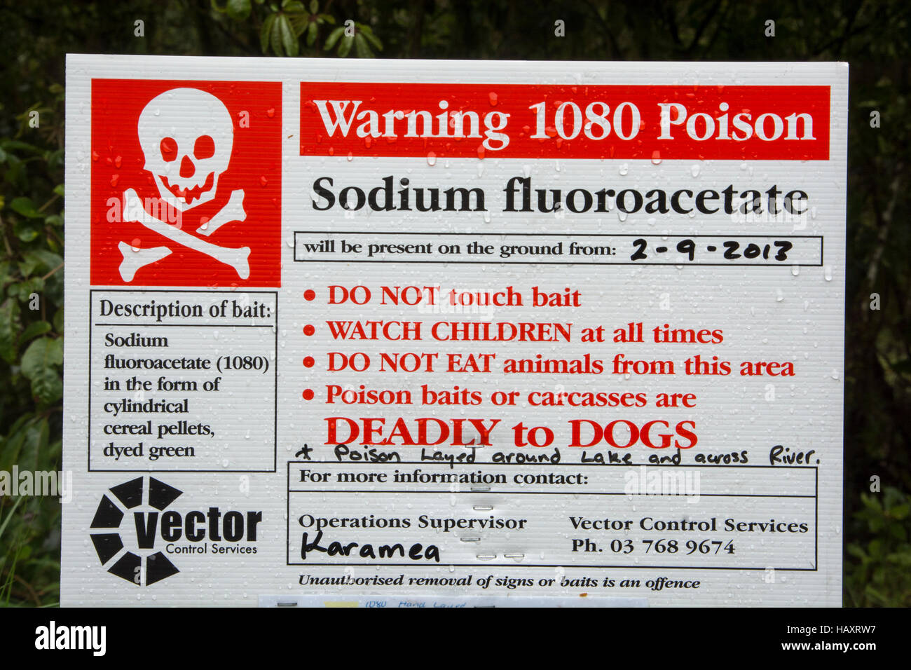 Un sacco di 1080 o sodio fluoroacetate è utilizzato in Nuova Zelanda per uccidere introdotto i mammiferi che stanno uccidendo gli uccelli endemici delle isole. Foto Stock