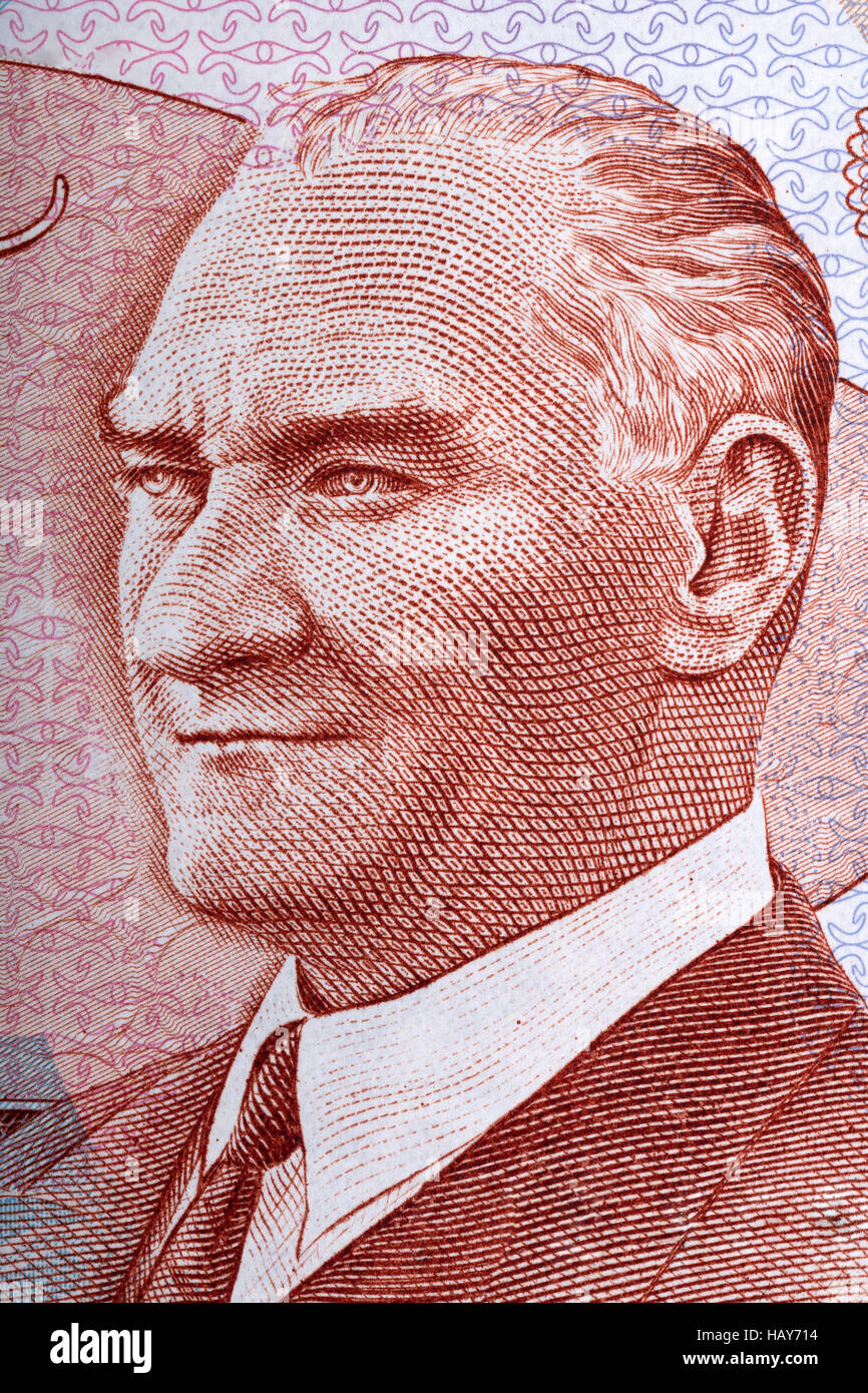 Mustafa Kemal Ataturk ritratto dalla Lira turca Foto Stock