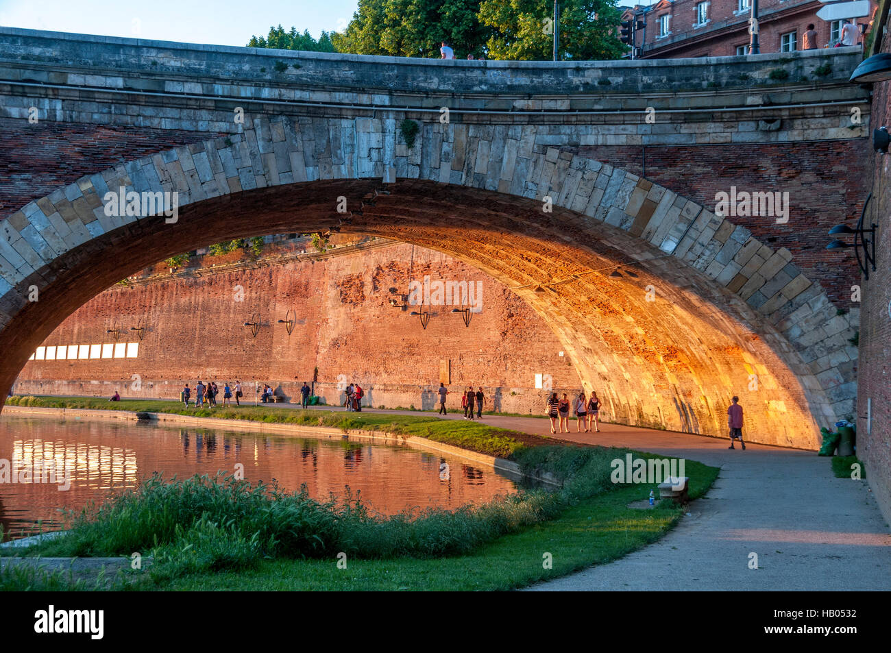 Tolosa. Ponte sul fiume Garonna. Occitanie. Francia Foto Stock