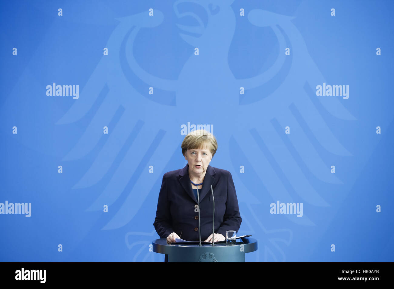 Angela Merkel sul crash aereo Foto Stock