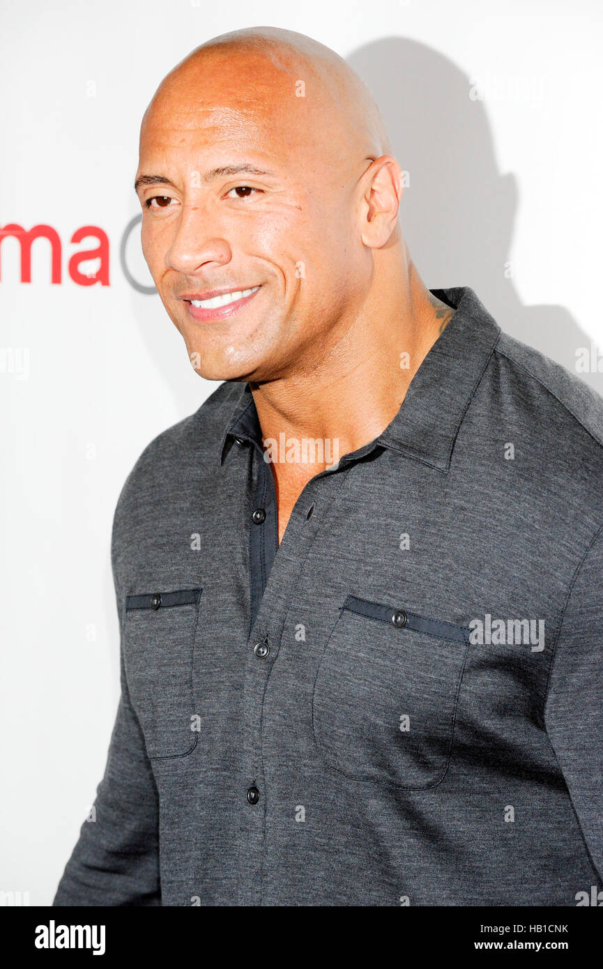 Attore Dwayne "The Rock" Johnson arriva a 2014 CinemaCon Paramount apertura notturna presentazione al Caesars Palace il 24 marzo 2014 a Las Vegas, Nevada. Foto Stock