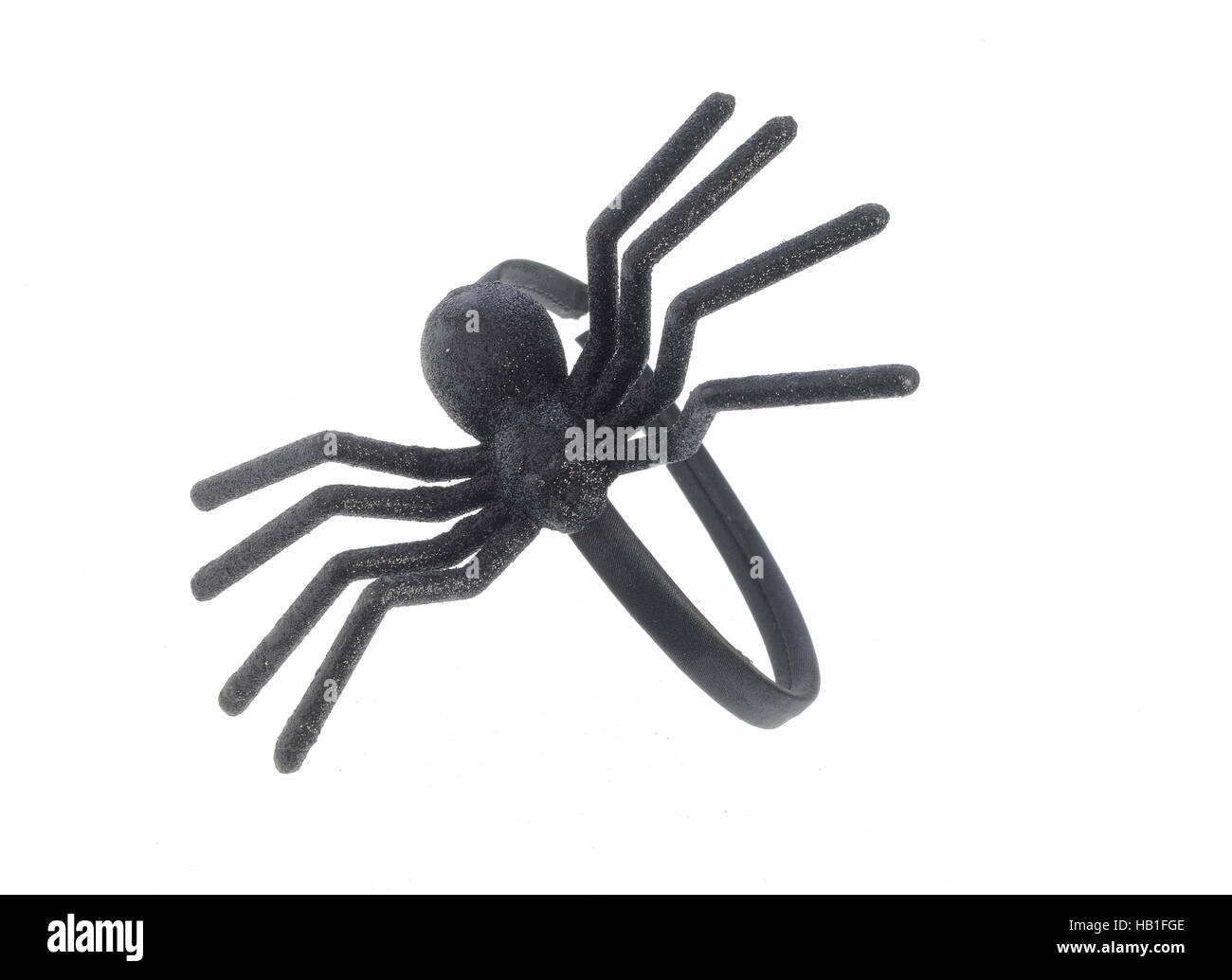 Il ragno nero, accessori per capelli per la festa di Halloween, isolati su sfondo bianco Foto Stock