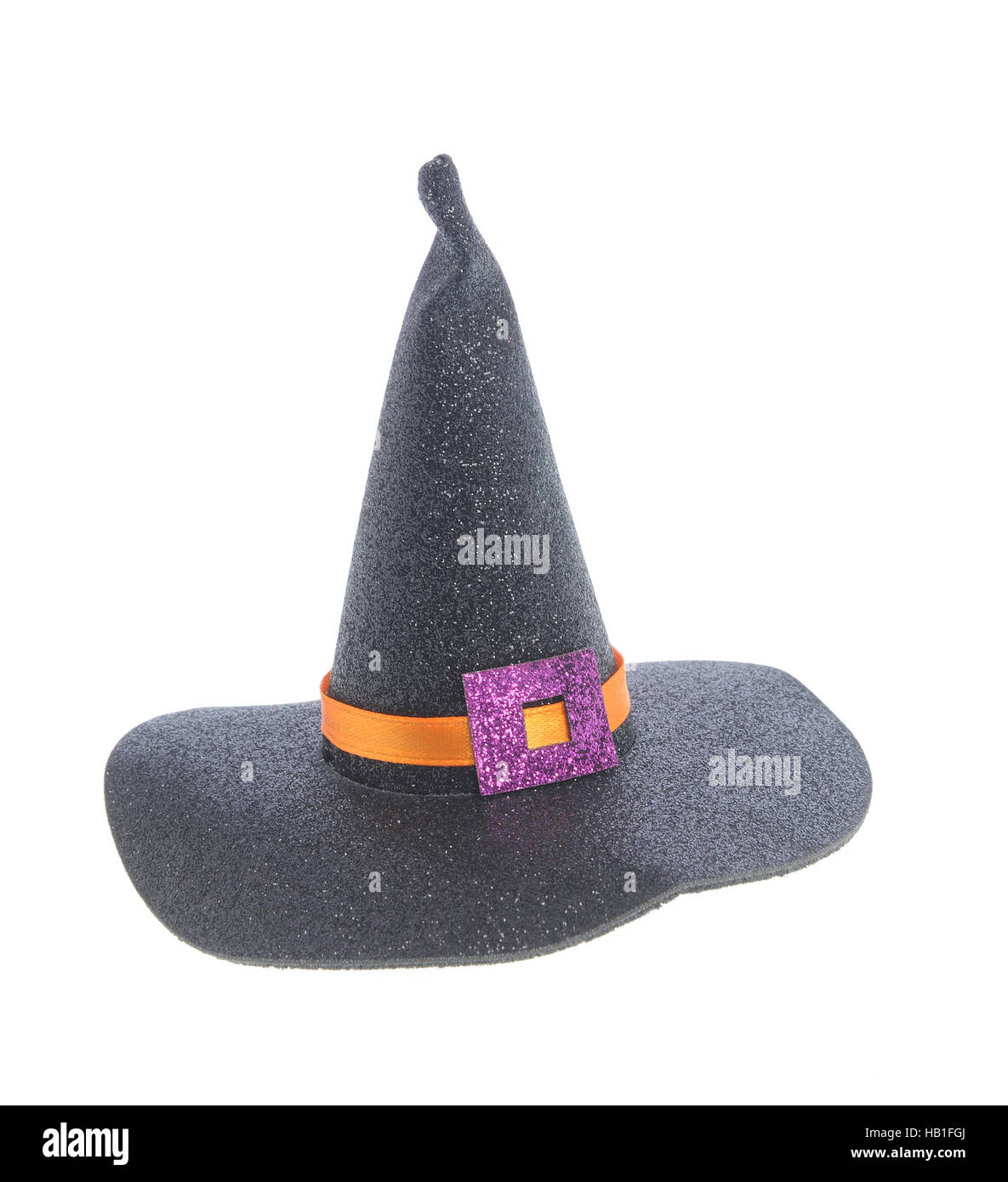 Funny witch hat con banda di colore arancione, isolato in uno sfondo bianco Foto Stock