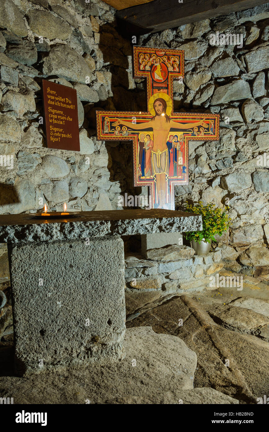 Altare in unterirdischer Kapelle Foto Stock