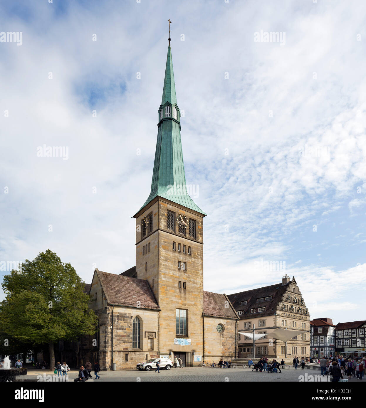 Il mercato Chiesa St. Nicolai e cappella per matrimoni, mercato di cavalli, Hamelin centro storico, Bassa Sassonia, Germania Foto Stock