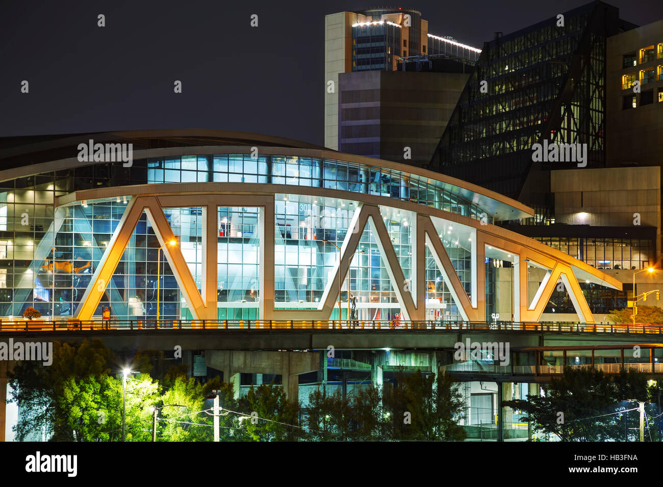 Philips Arena e il Centro CNN ad Atlanta, GA Foto Stock