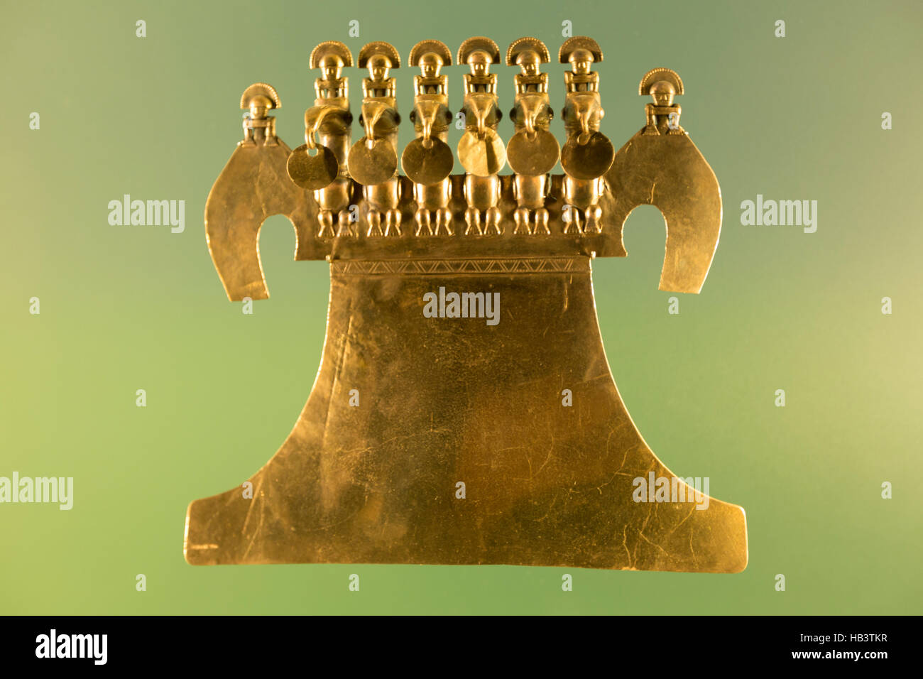 Inca oggetto funerario d'oro battuto dalla Colombia Foto Stock