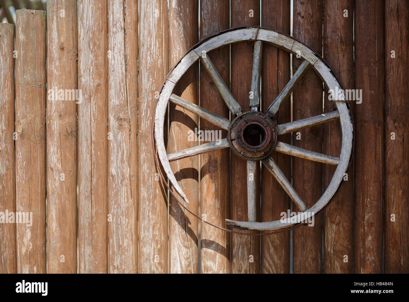 Vecchia ruota carrello Foto Stock