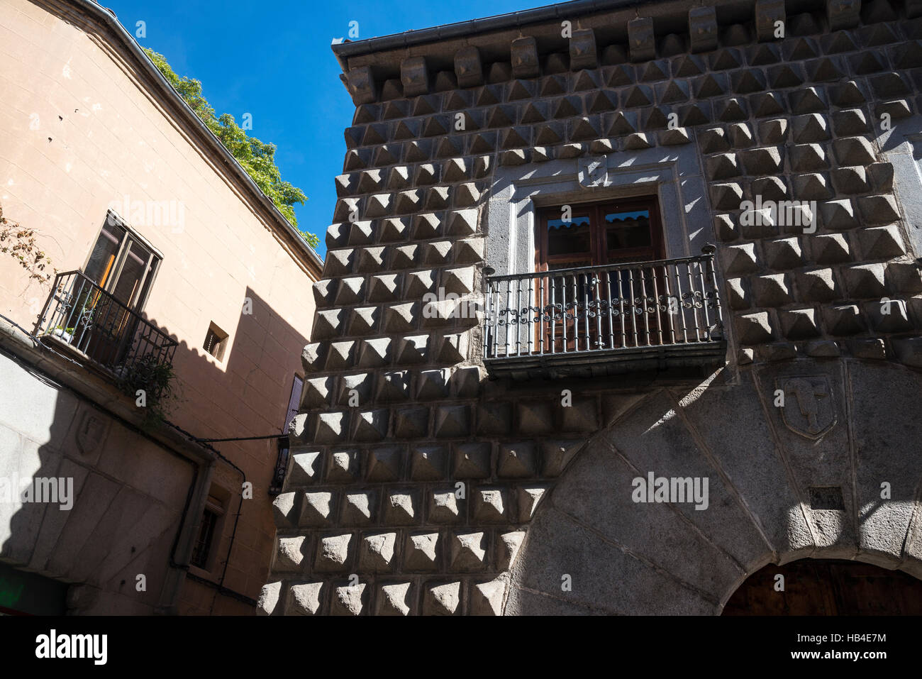 Il XV secolo. Casa de los Picos nella città di Segovia, Spagna Foto Stock