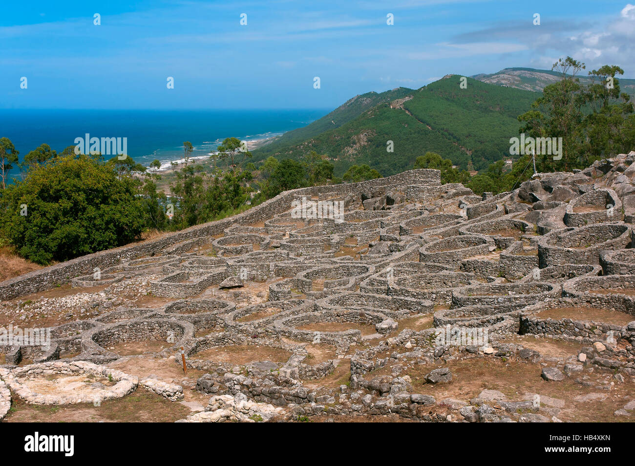 L'insediamento celtico di "Castro de Santa Tecla' - primo secolo A.C. La Guardia, provincia di Pontevedra, nella regione della Galizia, Spagna, Europa Foto Stock