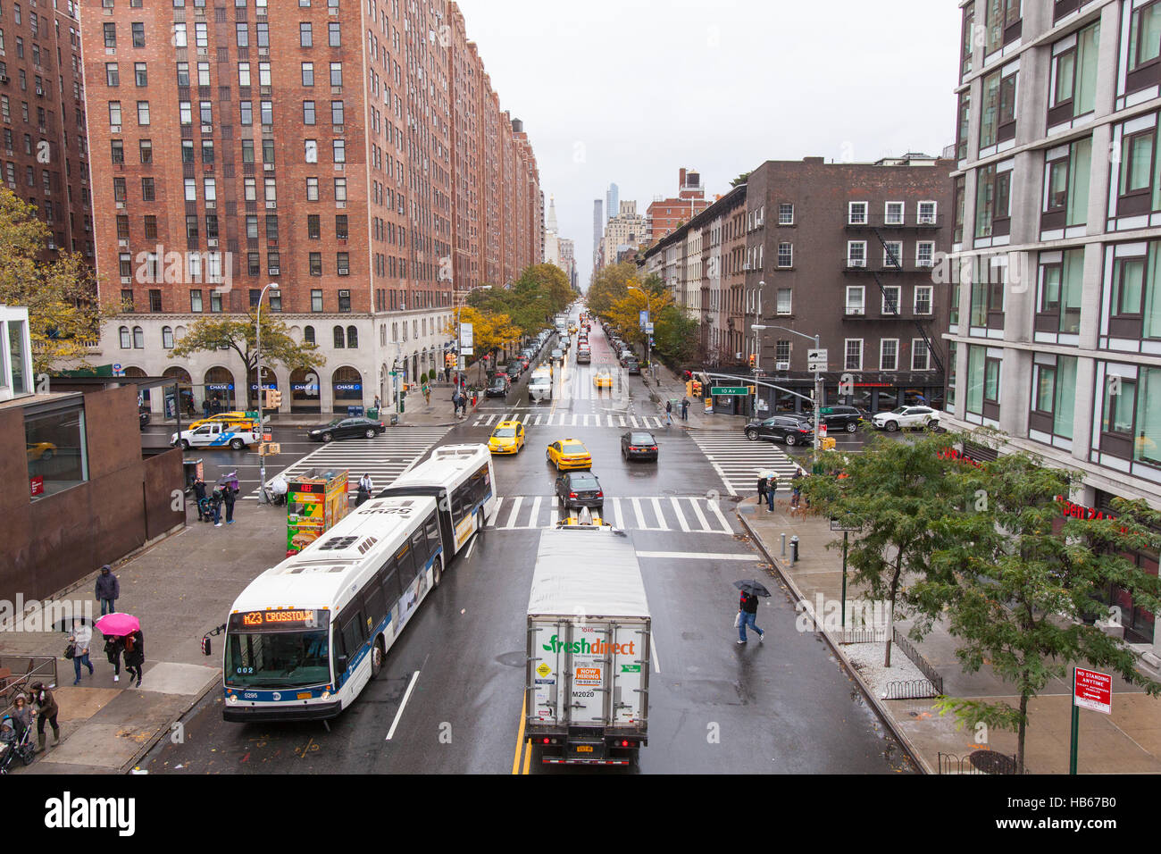 Vista dalla linea alta, West 23rd Street e 10th Avenue, Chelsea Manhattan, New York City, Stati Uniti d'America. Foto Stock