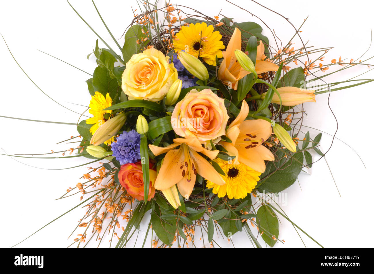 Mazzo di fiori colori primaverili immagini e fotografie stock ad alta  risoluzione - Alamy