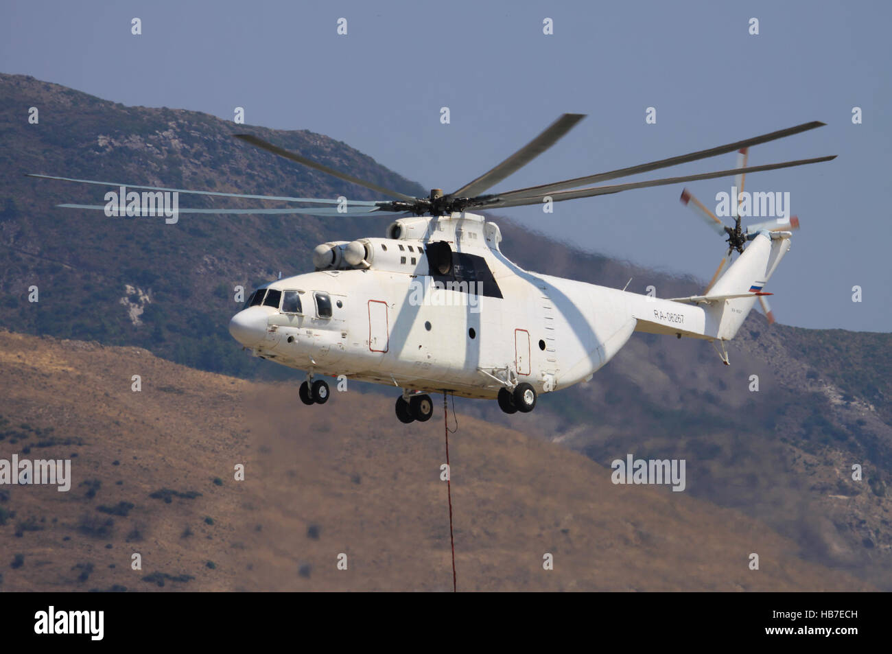 Zante Grecia/Agosto 3, 2015: Mil Mi 26 all'Aeroporto di Zakynthos. Foto Stock