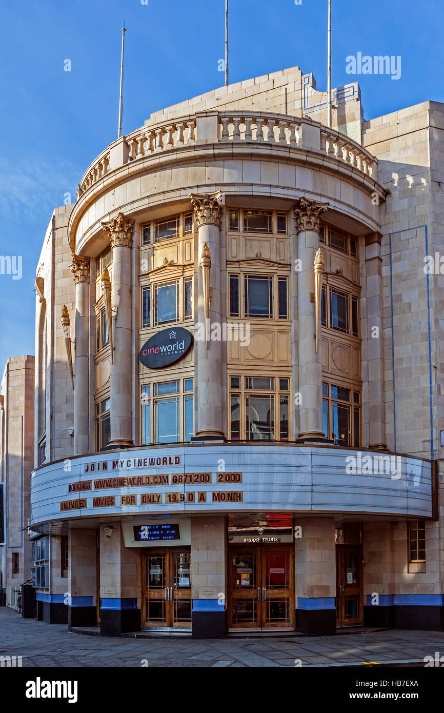 Cinema Cineworld, Fulham Road, Londra Foto Stock