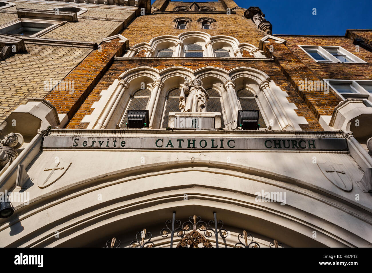 Nostra Signora di Dolours Chiesa di servite, Fulham Road, Londra Foto Stock