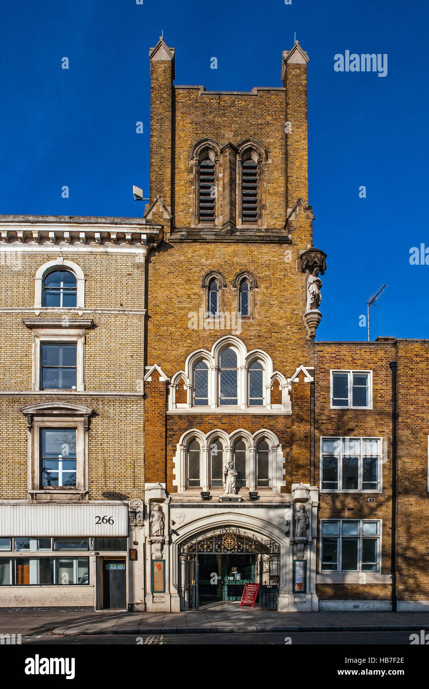 Nostra Signora di Dolours Chiesa di servite, Fulham Road, Londra Foto Stock