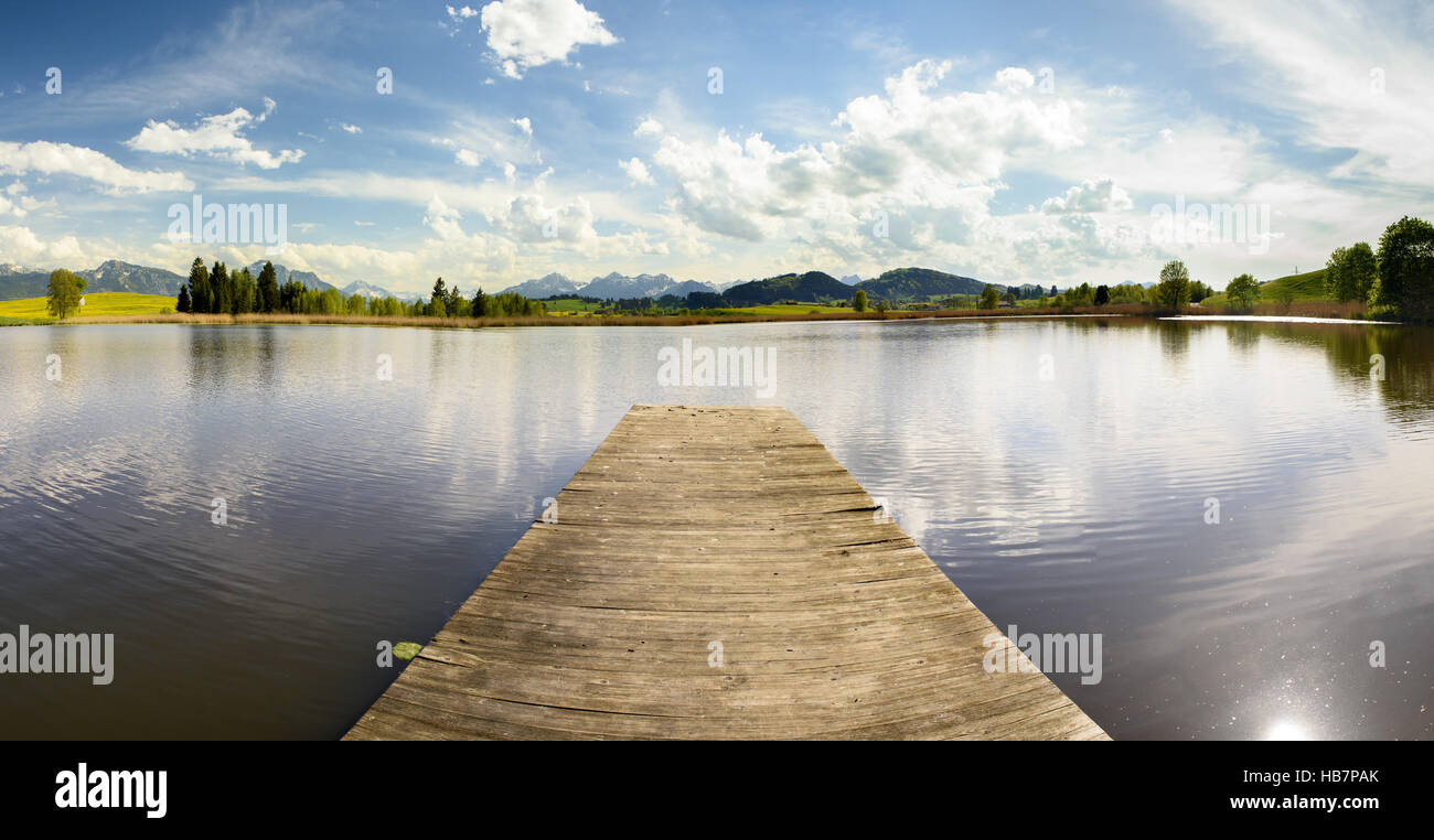 Dal Molo presso il lago in Baviera Foto Stock