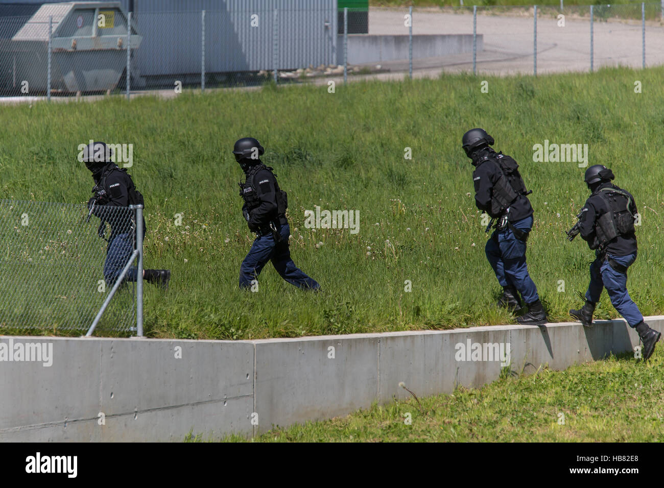 Gruppo speciale lynx dalla polizia di Lucerna Foto Stock
