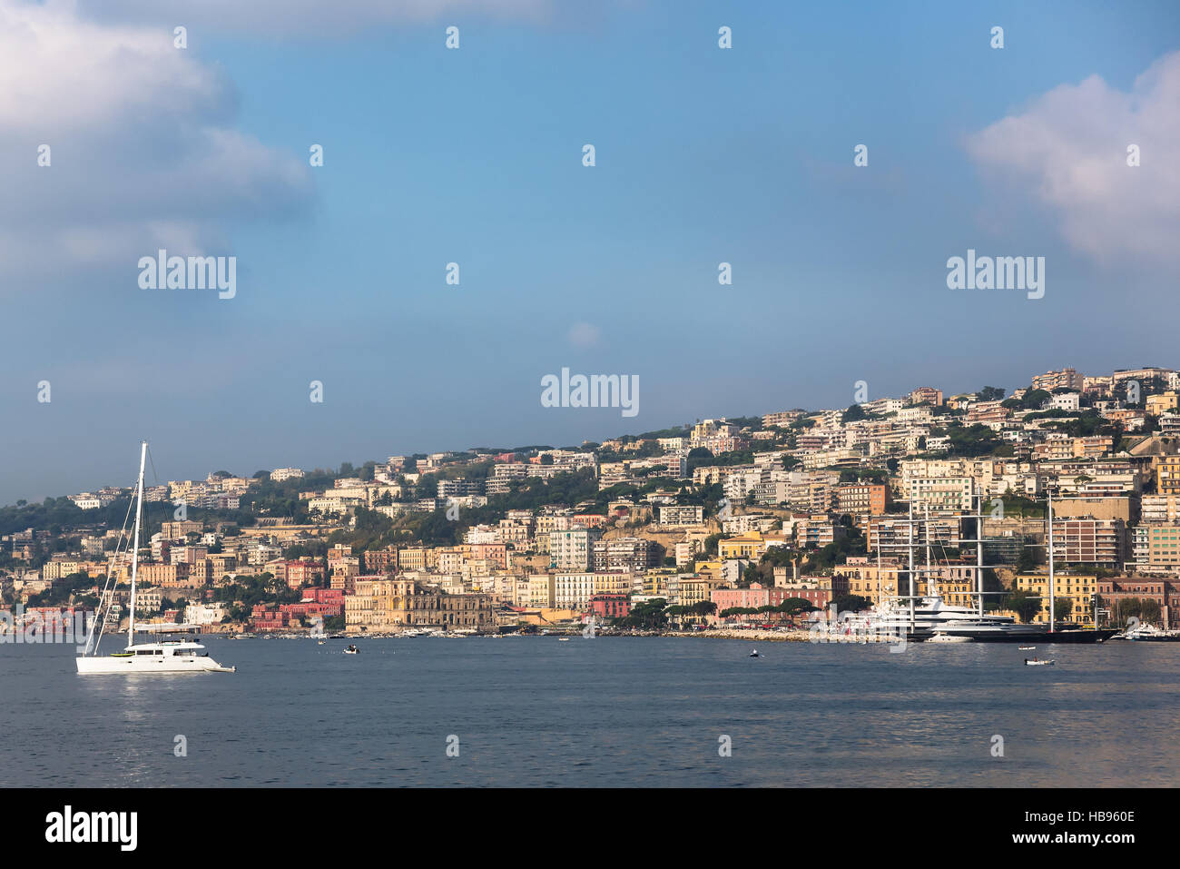 Vista del litorale nella città di Napoli, campania, Italy Foto Stock