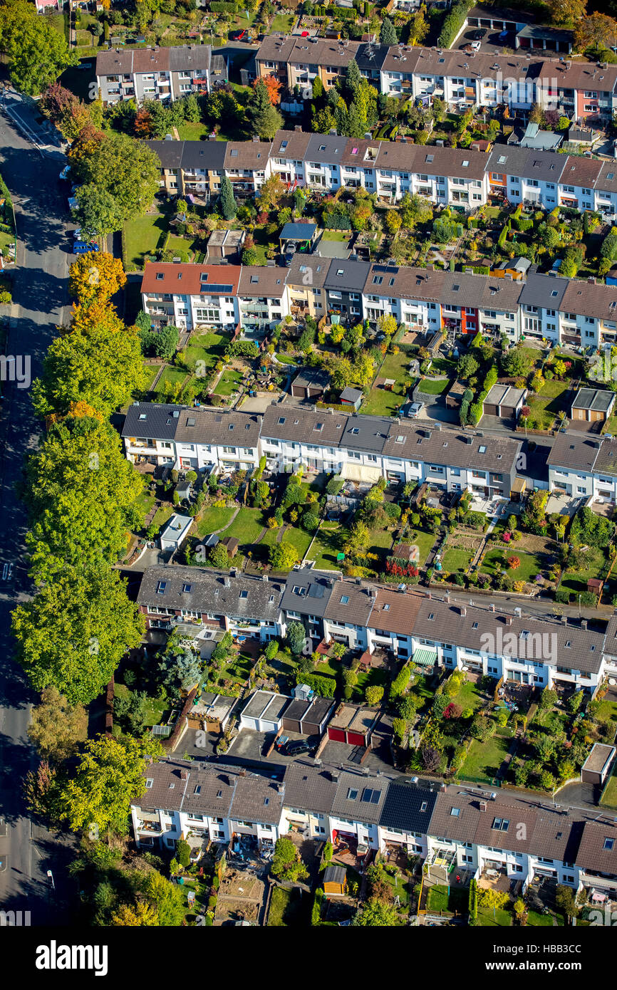 Vista aerea, Lindenberg, serie House station wagon, townhouse, alloggiamento station wagon, case, piccoli giardini, case unifamiliari, Westerwaldstraße Foto Stock