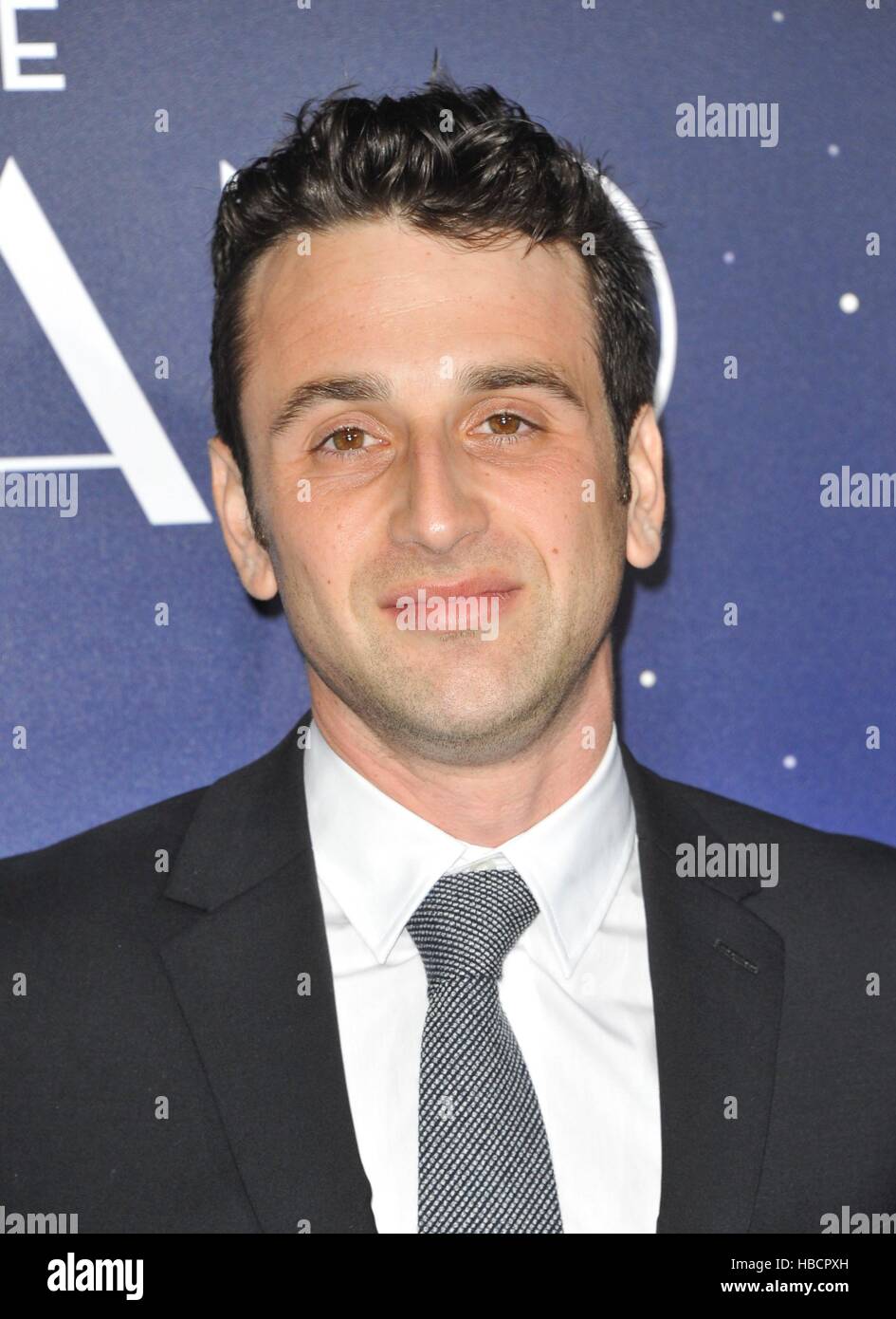 Los Angeles, CA, Stati Uniti d'America. 6 dicembre, 2016. Justin Hurwitz presso gli arrivi PER LA LA TERRA Premiere, Regency Westwood Village Theatre di Los Angeles, CA 6 dicembre 2016. Credito: Elizabeth Goodenough/Everett raccolta/Alamy Live News Foto Stock