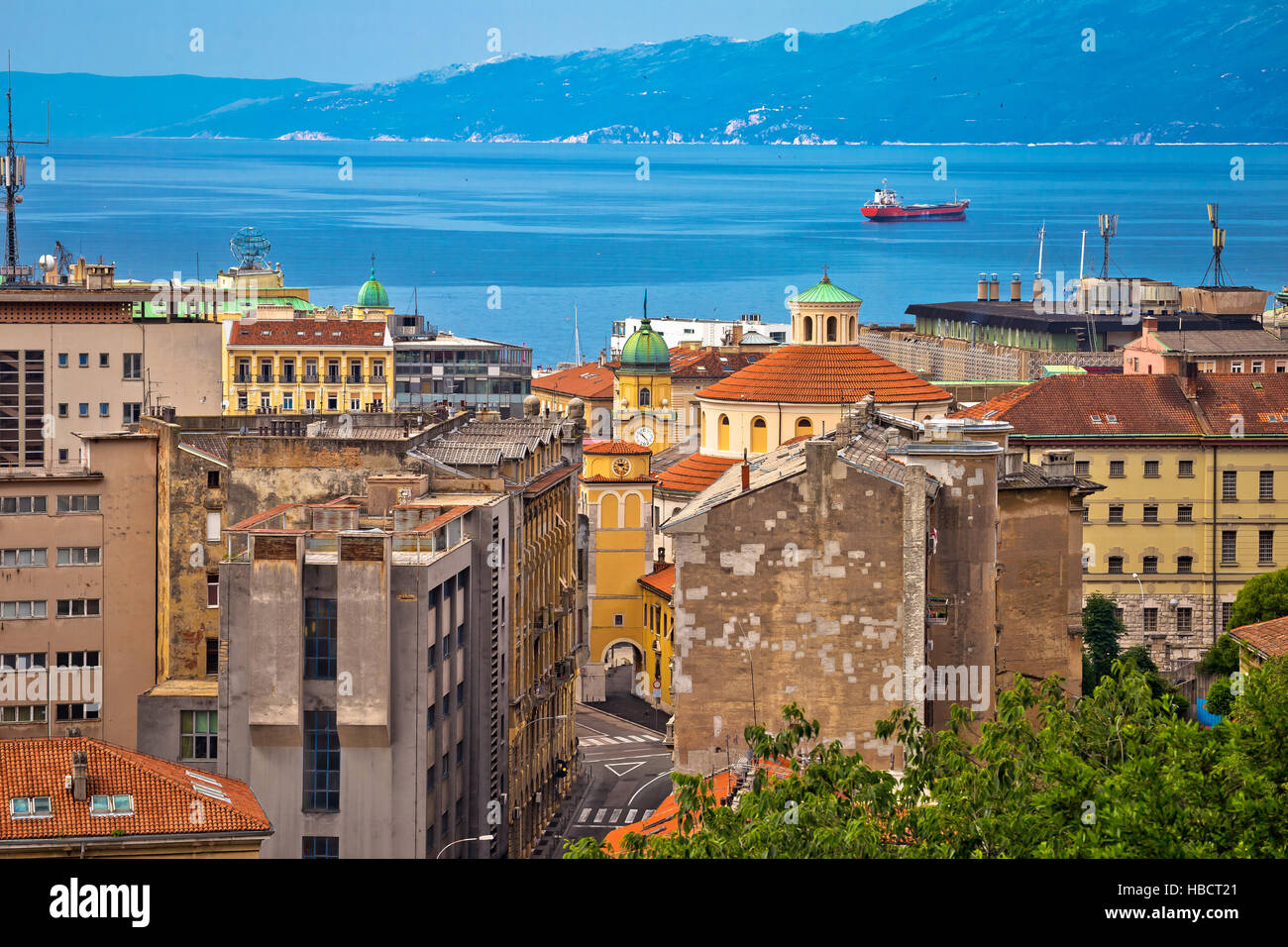 Città di Rijeka vista fronte mare Foto Stock