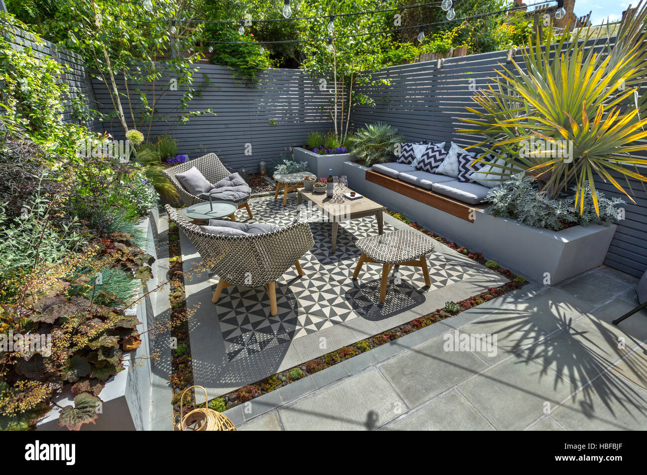 Elegante e lussuosa camera outdoor garden design a Londra Foto Stock