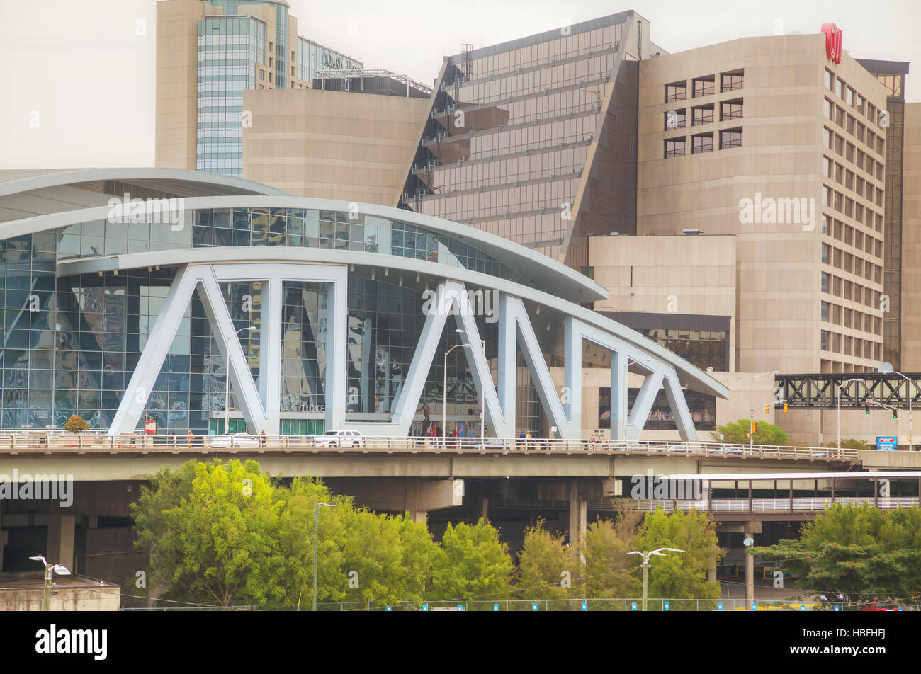 Philips Arena e il Centro CNN ad Atlanta, GA Foto Stock