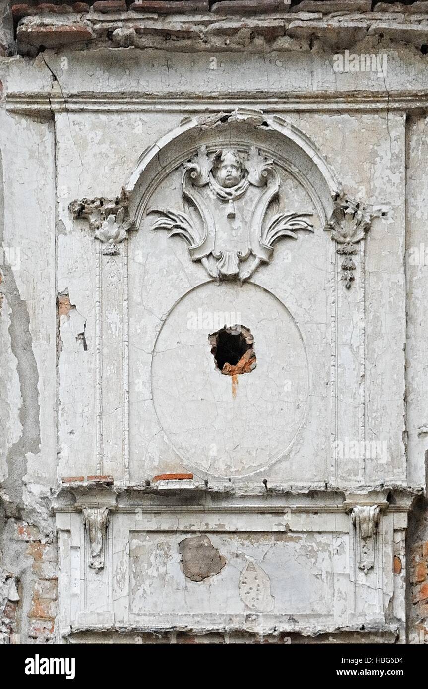 Stucco vecchio presso il castello di Dargun Germania Foto Stock