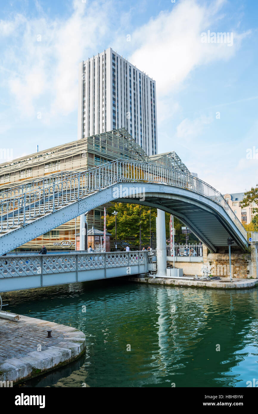 Design hotel Holiday Inn Express al Canal de la Villette a Parigi Foto Stock