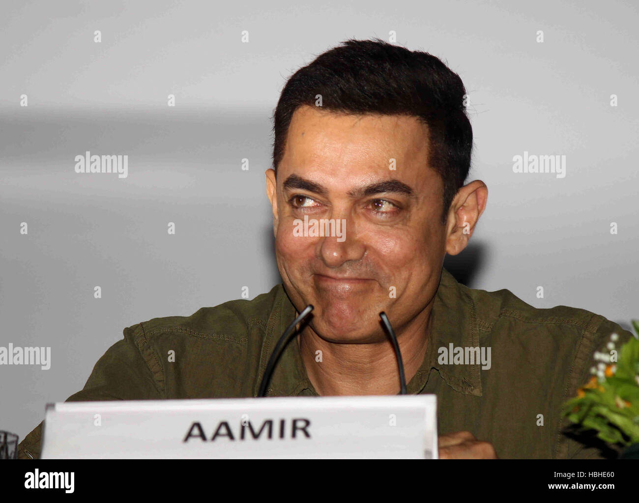 Attore di Bollywood AAMIR KHAN durante la fase di lancio il mio Marathi: comunicativa Marathi per principianti Livello 1 Università di Mumbai Foto Stock