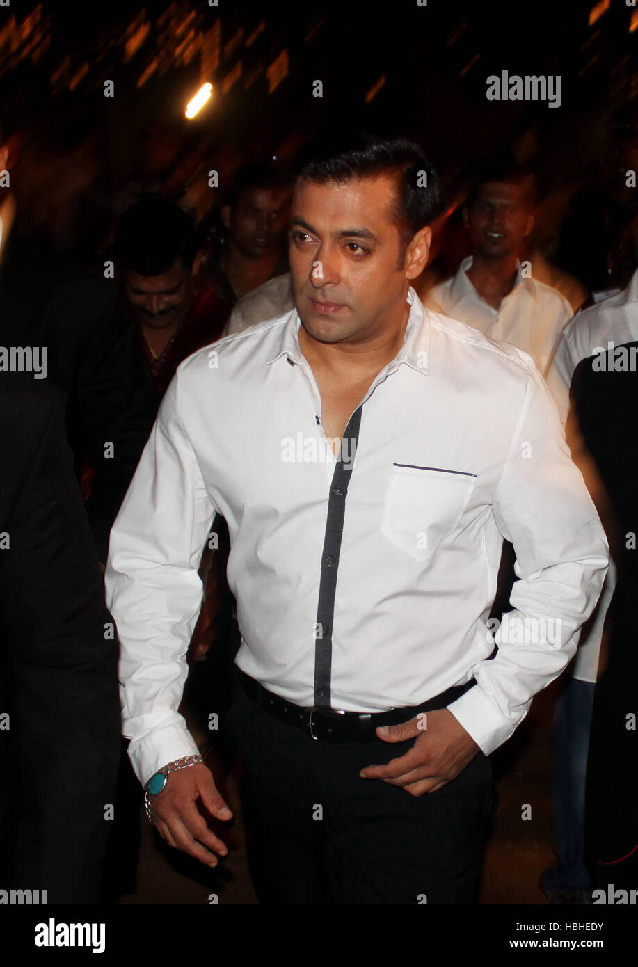 Attore di Bollywood Salman Khan matrimonio cerimonia di accoglienza delle entrate dello Stato Narayan Rane Nitesh Rane Mahalaxmi Race Course Mumbai Foto Stock
