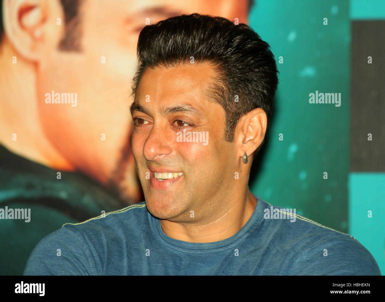 Attore di Bollywood Salman Khan durante il lancio della canzone Jumme Ki Raat dalla sua imminente Kick in Mumbai, India Foto Stock