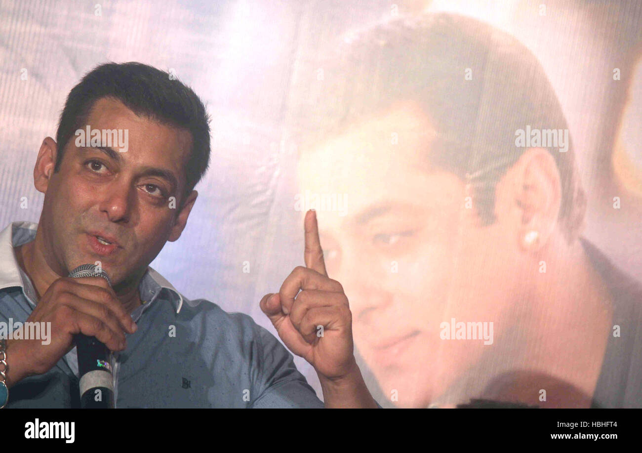 Salman Khan, Abdul Rashid Salim Salman Khan, attore di film indiano, produttore, cantante, personalità televisiva, Lancio di Prem Ratan Dhan Payo, Bombay, Mumbai, Maharashtra, India, Asia Foto Stock