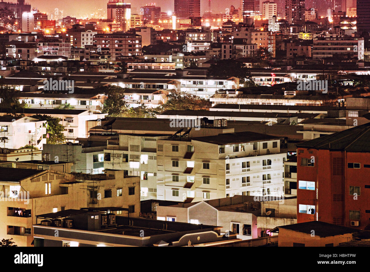 Le luci della sera a Bangkok, in Thailandia Foto Stock