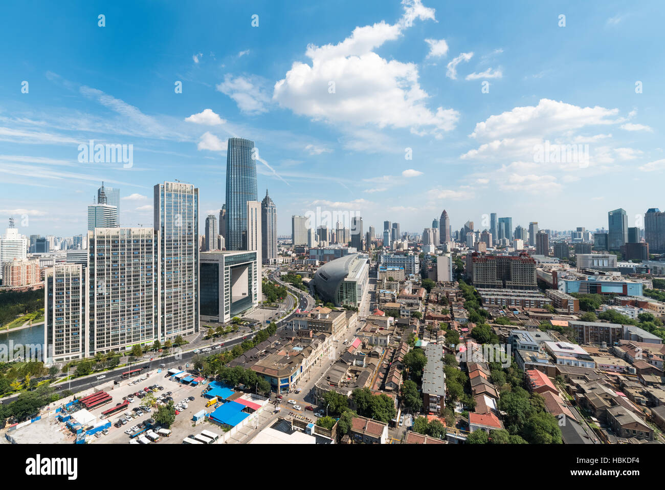 Tianjin cityscape in ore diurne Foto Stock