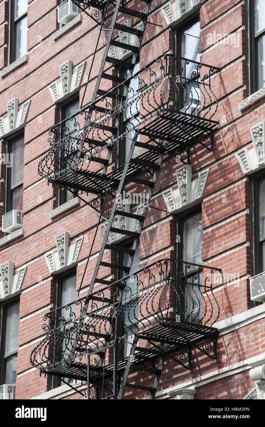 Incendio esterno scala di fuga Foto Stock