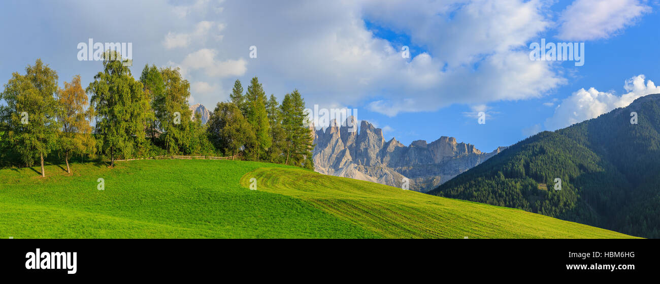 Alpine, alpi, sfondo, bella chiesa, dolomite Dolomite, famoso,l'Italia, Foto Stock