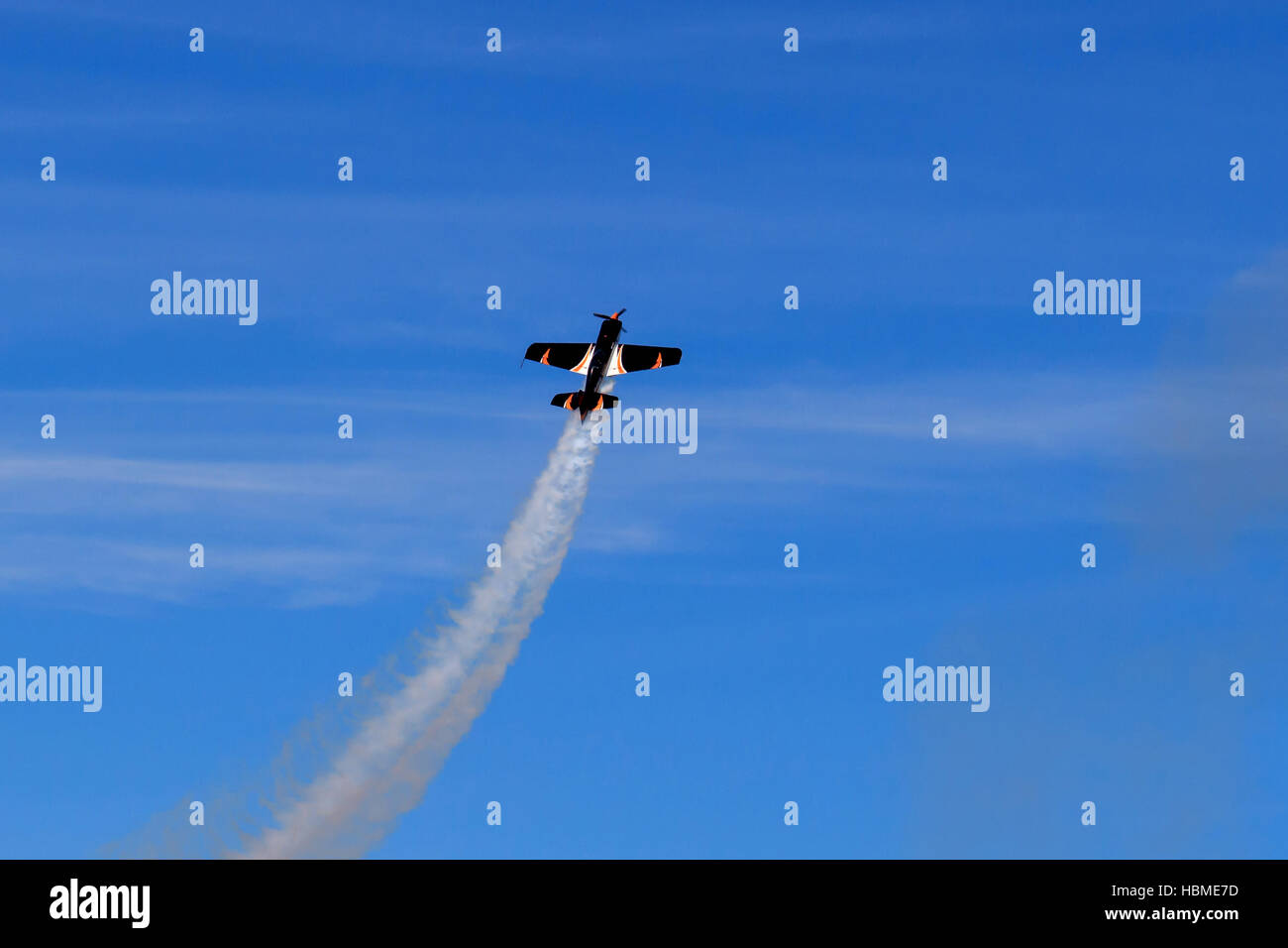 La estrema XA41 sedile singolo velivolo acrobatico essendo visualizzato all'Airshow di Foto Stock
