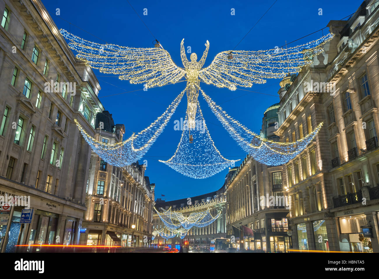 Le decorazioni di Natale di Regent Street, 2016. Natale a Londra. Luminarie stagionali. Foto Stock