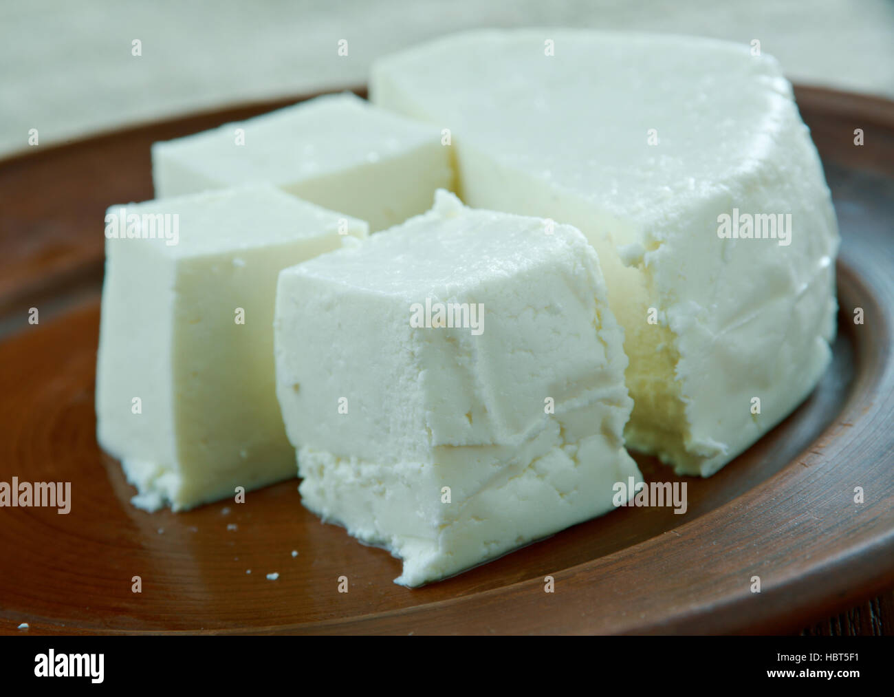 Formaggio Lighvan messi in salamoia formaggio tradizionalmente realizzati in Iran.Cucina azerbaigiana Foto Stock
