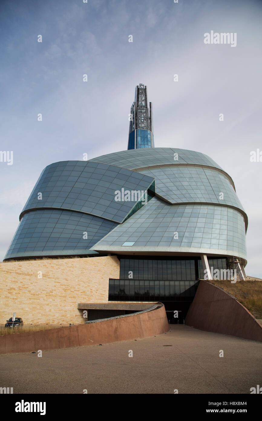 Ingresso del Museo Canadese per i Diritti Umani in Winnipeg, Canada. Foto Stock