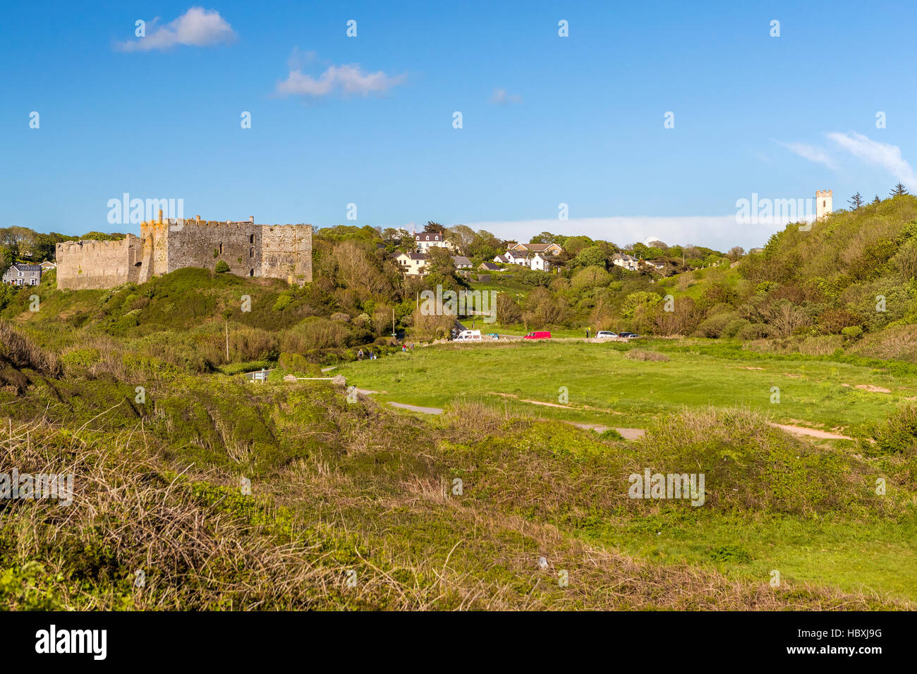 Manorbier Castle, Il Pembrokeshire Coast National Park, Pembrokeshire, Wales, Regno Unito, Europa. Foto Stock