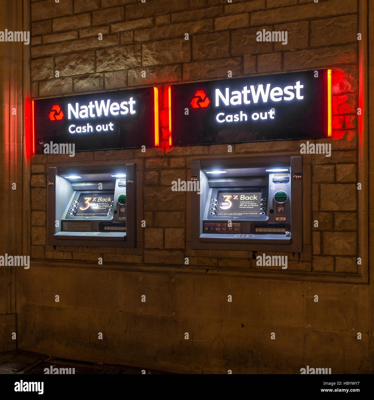 NatWest Bank ATM cash dispenser High Street Canterbury Kent Foto Stock