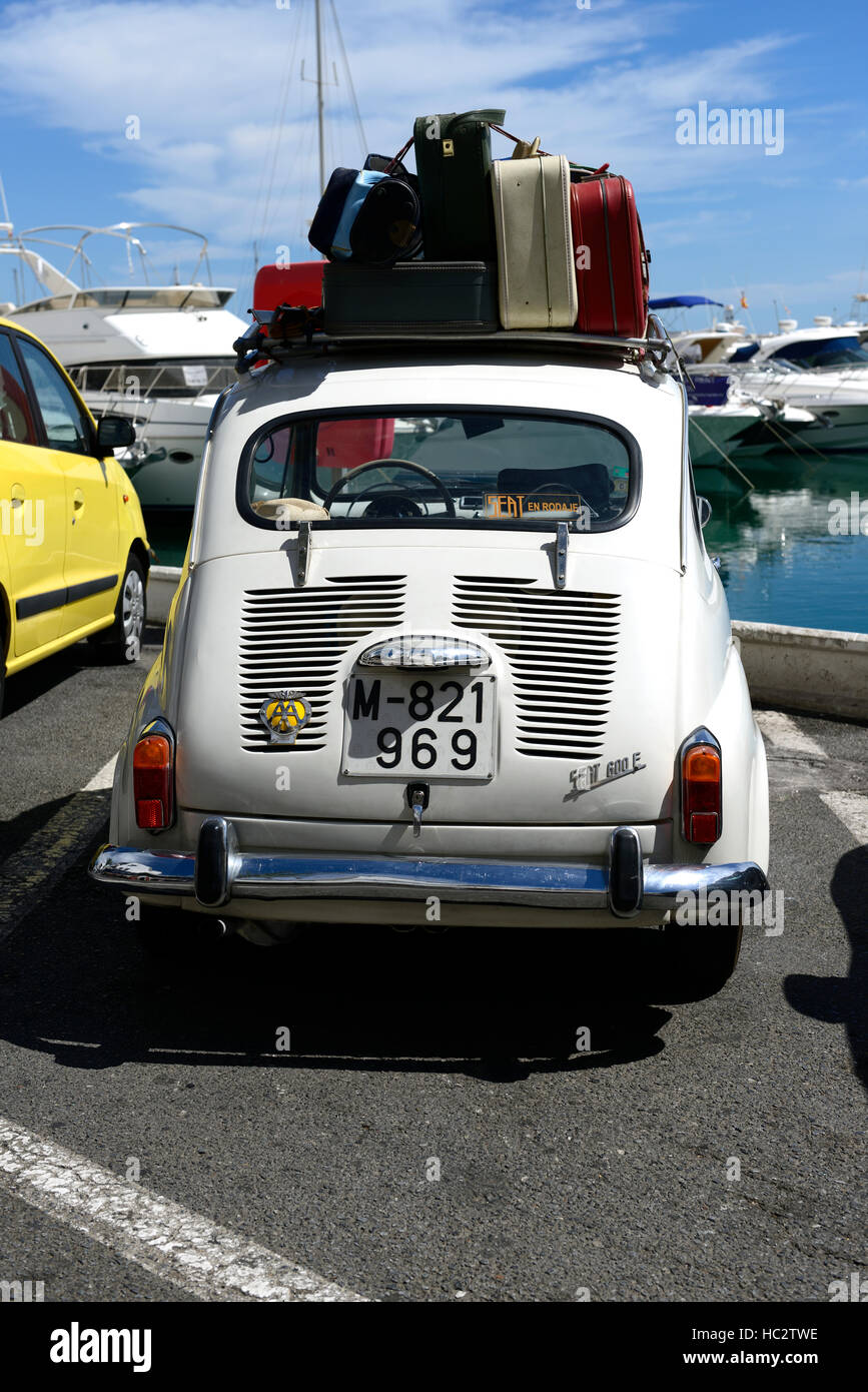 Car luggage immagini e fotografie stock ad alta risoluzione - Alamy