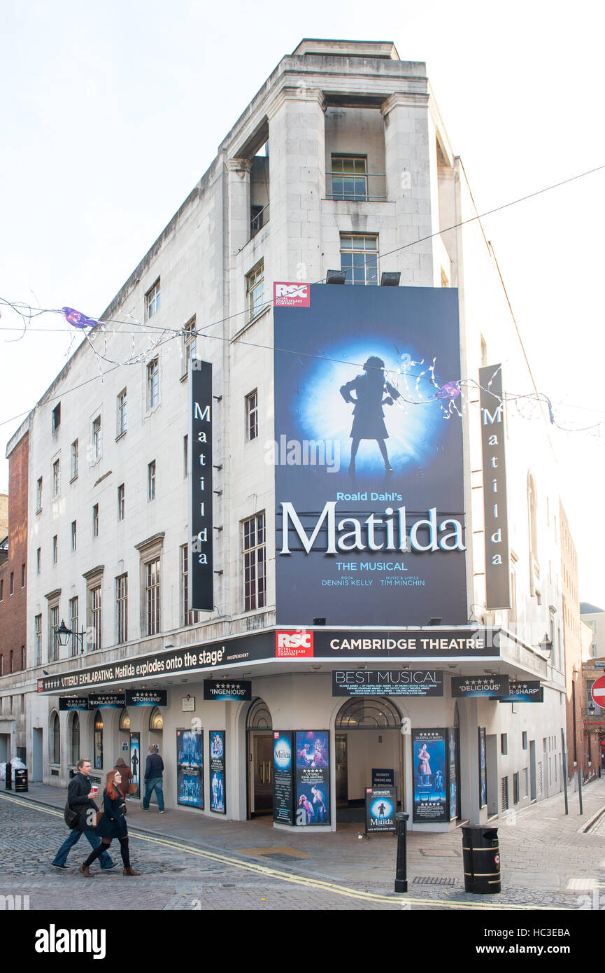 Cambridge Theatre London matilda Roald Dahl Foto Stock