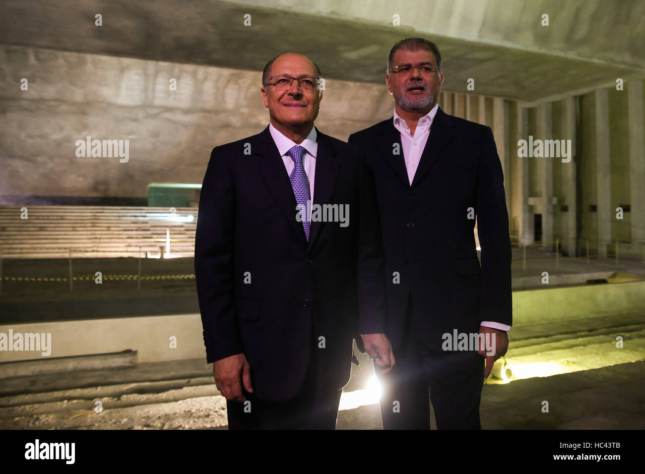 SÃO PAULO, SP - 05.12.2016: ALCKMIN NO MEMORIAL DA América Latina - Governatore Geraldo Alckmin durante la visita tecnica il lunedì (05) per ispezionare la fase finale auditorium restauro di Simón Bolívar in America Latina Memorial situato in São Paulo Zona Oeste (SP) e ha preso fuoco nel novembre 2013. (Foto: Jales Valquer/Fotoarena) Foto Stock