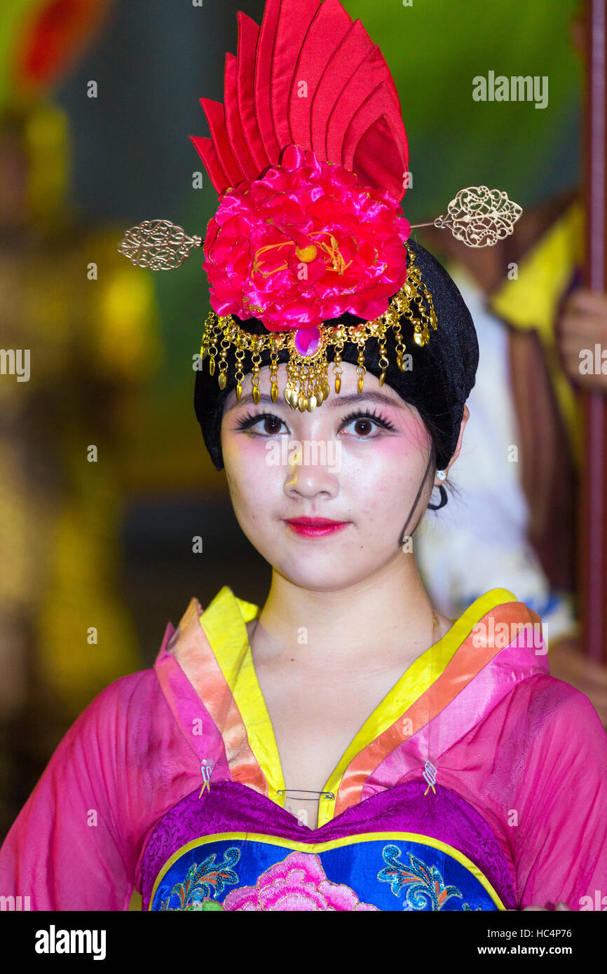 Gli artisti interpreti o esecutori al cinese spettacolo culturale, Xian, Cina Foto Stock