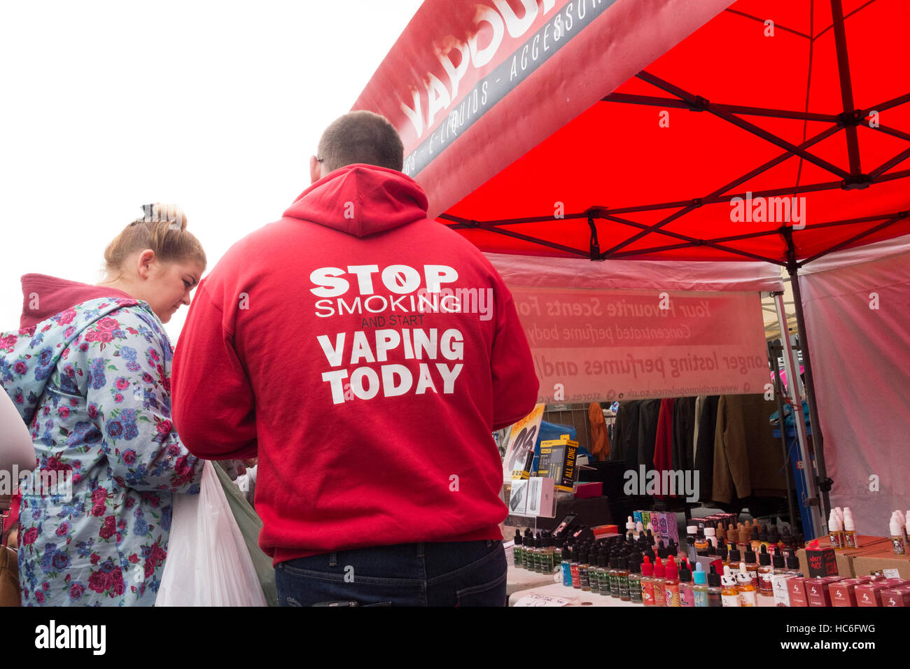 Smettere di fumare Start Vaping Hoodie Foto Stock